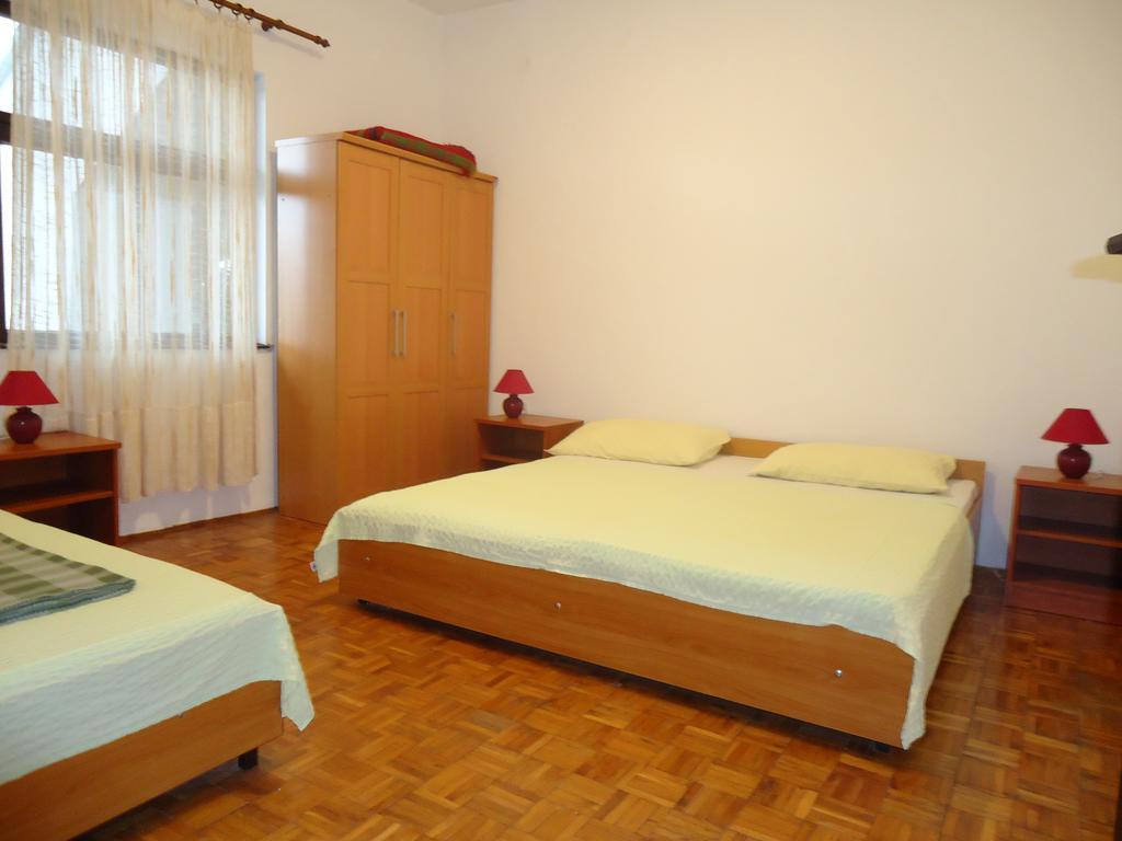Apartments Vrsa Seline Exterior photo